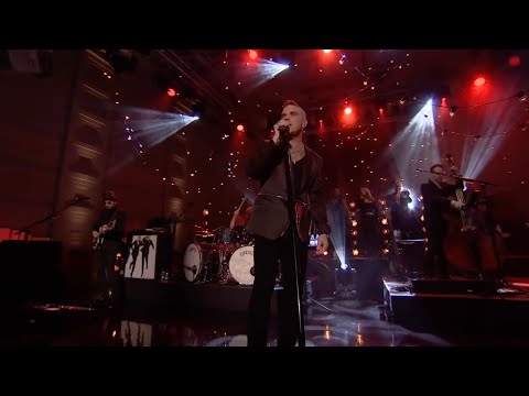 Robbie Williams - Merry Xmas Everybody (Live at BBC Radio 2 In Concert 2019)