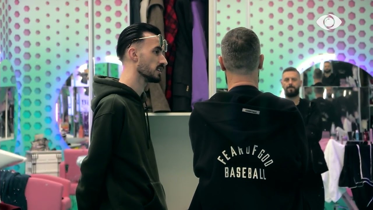 Ti je i pacipë/ Kristi-Mirit: O palaço, ke ndjenja për atë vajzën, po nuk e thua dot