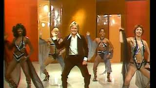 claude françois chante &quot;cette annee la&quot; midi premiere en 1976