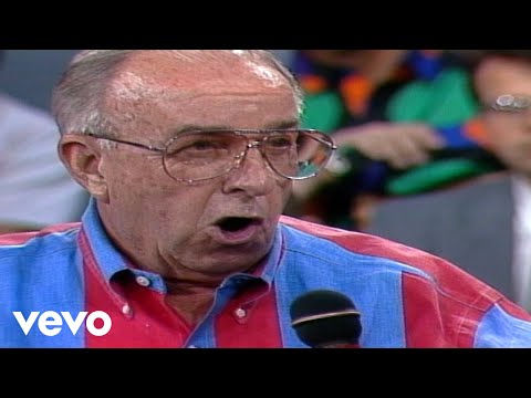 Bill & Gloria Gaither - God Rest Ye Merry Gentlemen [Live] ft. The Cathedrals