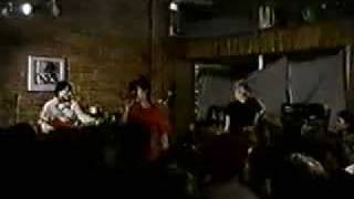 Bikini Kill - Carnival - live Lincoln, Nebraska 1994
