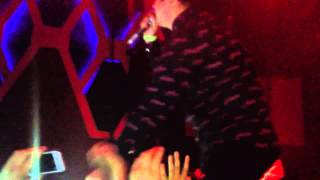 Rey Pila - No Longer Fun (Live) in El Plaza Condesa Mexico, DF.