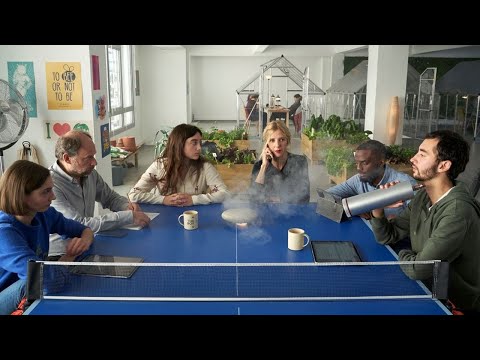 Foglalkozása: szülő trailer