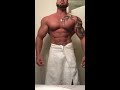 Bathroom Posing | VLOG | 10/31/2017