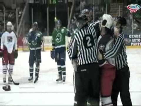 Jared Nightingale vs Aaron Bogosian