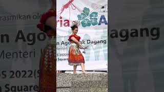 Download lagu Ngajat Indu Iban #shorts mp3
