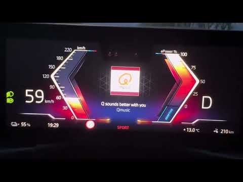 Thumbnail for BMW i4 edrive40 0-100 (0-60) acceleration by BMW i4
