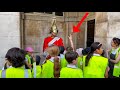 King's Guard Act of Kindness to School Children is Priceless