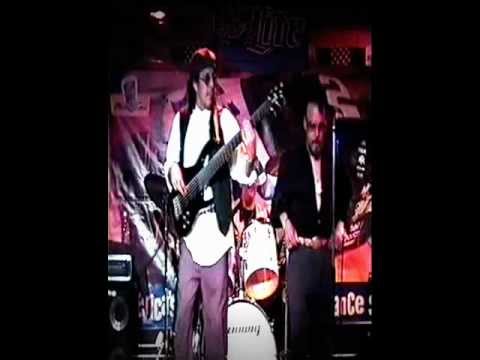 Baila Bajo la luna..Performed By latinexperienceband