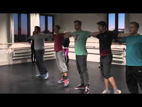 Behind the scenes 1- De tre Musketerer Folketeateret