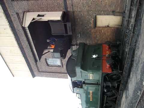 5521 being coaled at Didcot Railway Centre