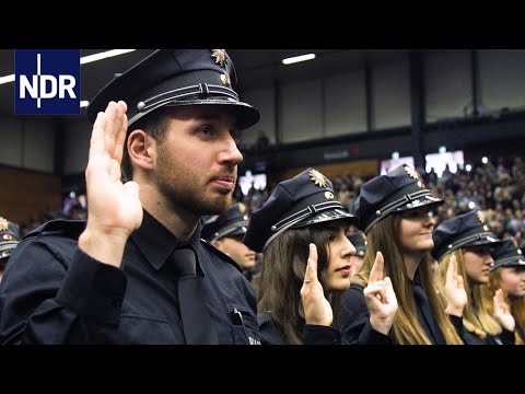 Die Polizeianwärter | Doku &amp; Reportage | NDR