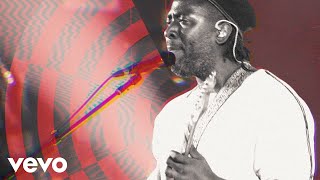 Bloc Party „ogarnia ogromna miłość” w nowym, pełnym energii singlu „Pigwig”