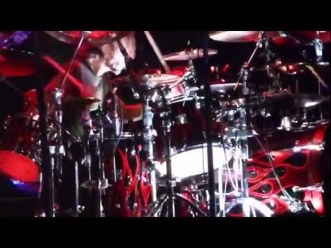 Godsmack 9."Drum Battle" @ Rockstar Mayhem Festival 2011