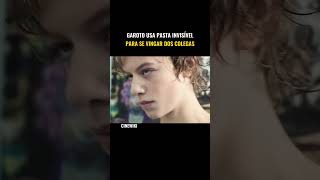 O garoto fica invisível com uma pasta #shorts