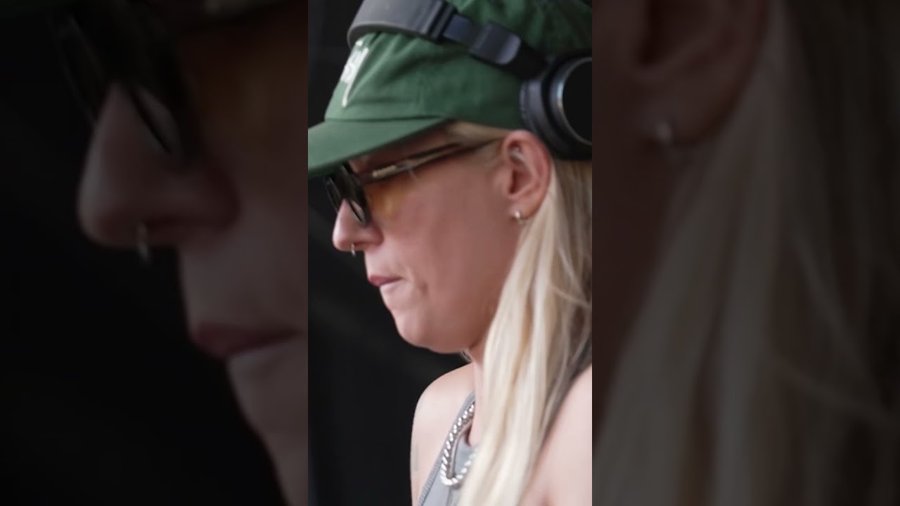 Flava D shelling it down in the sunshine🌞 #dnb #festival #shorts