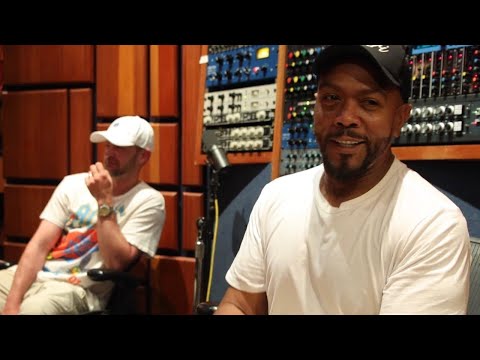 Timbaland, Nelly Furtado, Justin Timberlake - Keep Going Up (Visualizer)