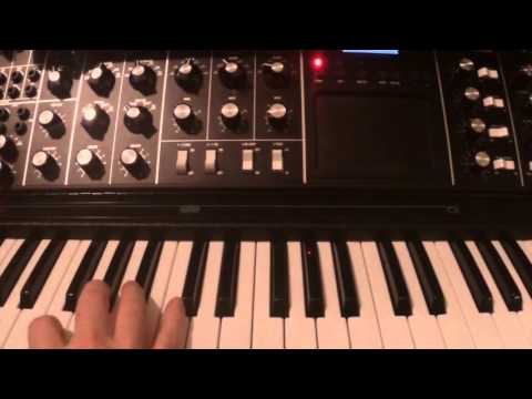 Moog Voyager + Q119 Sequencer