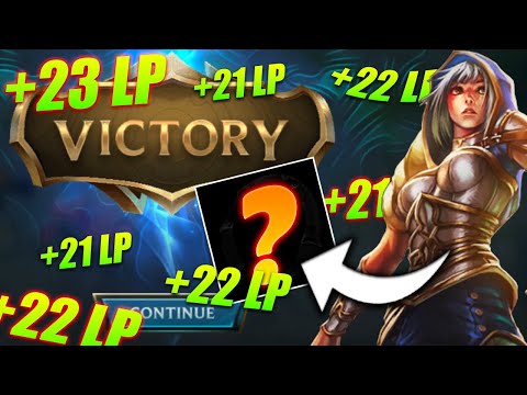 RIVEN IS FREE ELO! THIS IS HOW TO 1V5 EVERY GAME