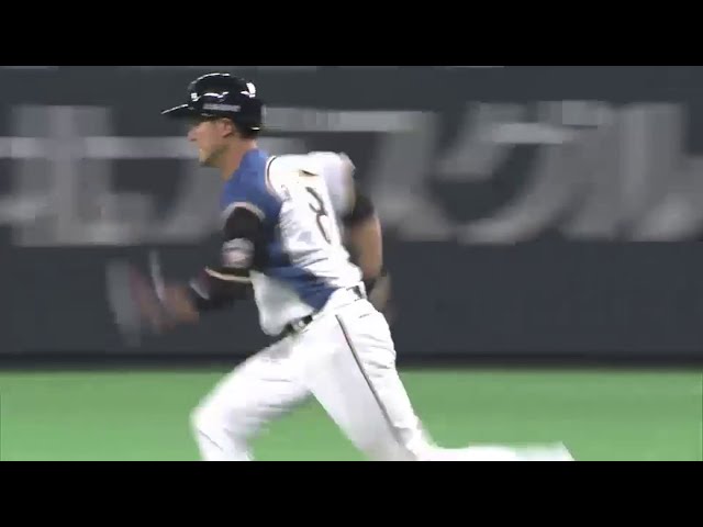 【4回裏】昨季の盗塁王のファイターズ・西川 この試合2個目の盗塁成功!! 2015/3/3 F-G