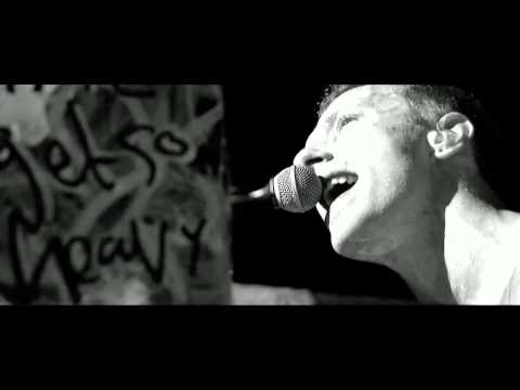 download lagu mp3 mp4 Coldplay Up In Flames Live, download mp3 Coldplay Up In Flames Live free downloadn, video klip Coldplay Up In Flames Live