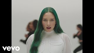Au/Ra - Dance in the Dark (Official Video) Au/Ra - Dance in the Dark (Official Video)