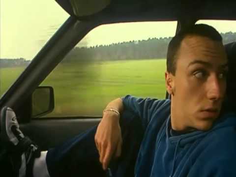 Czas surferów - buty do rzutu młotem