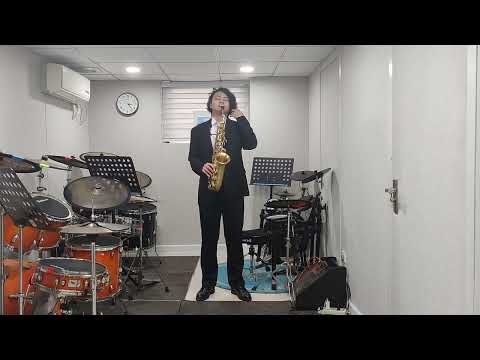 PEQUEЙА CZARDA by Pedro Iturralde