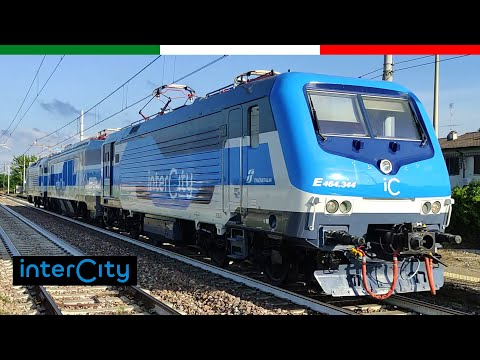 Le Locomotive IC nella nuova livrea (E464 - E401) in transito a Casalpusterlengo