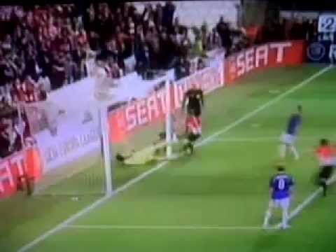 Iker Muniain's Goal Athletic Bilbao 1 - 0 Lokomotiv Moscow