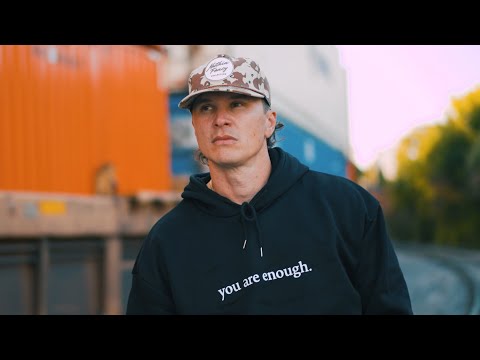 Brian Michael - Seeing Mama Cry (Lyric Video)