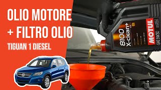 Youtube thumbnail of video "Cambio olio motore e filtro dell'olio Tiguan 1 2.0 TDI 🛢"