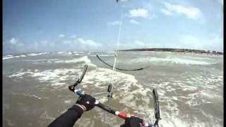 preview picture of video 'Kitesurf in Crispim beach Brazil using a Martixx 12 mts - Low Wind'