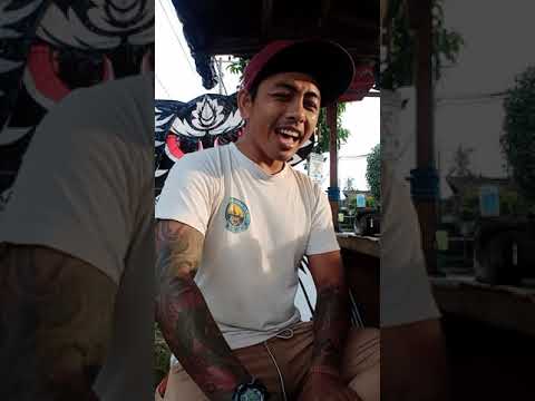 Lagu Namplak bulan...