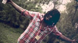 Chief Keef -  Macaroni Time (OFFICIAL LYRIC VIDEO)