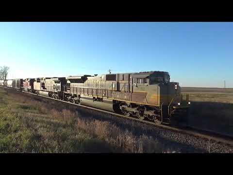 CP 7012 Leading CP Freight Train Southeast of Ollie IA