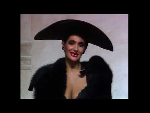 Il Trio Marchesini Solenghi Lopez nell'esilarante "Processo" da "Allacciare le cinture di sicurezza"