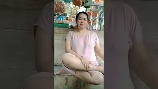 Download lagu Duduk santai di atas lantai keramik mp3