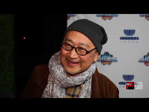 Gedde Watanabe talks on finding out his mom was in an internment camp