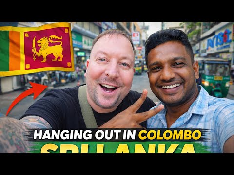 Local Shows Me Around in Colombo SRI LANKA 🇱🇰