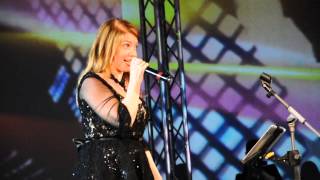 Cristina D'Avena - "È Quasi Magia Johnny" (Etnacomics 2014)