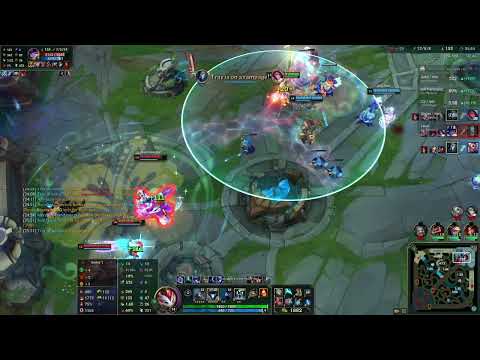 Kindred Mid: i can only guess WHY I LOST THIS GAME ! ! !  btw superminion op hitbox