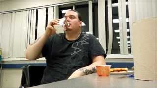 Mike H tries the Xtreme Hot Sauce (CAPSAICIN CRYSTAL ALERT!!!!)