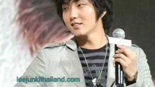 Download lagu LeeJunKi in Thailand mp3