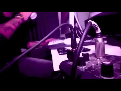 Mr Thug - honey condein part.Vk, MC cond