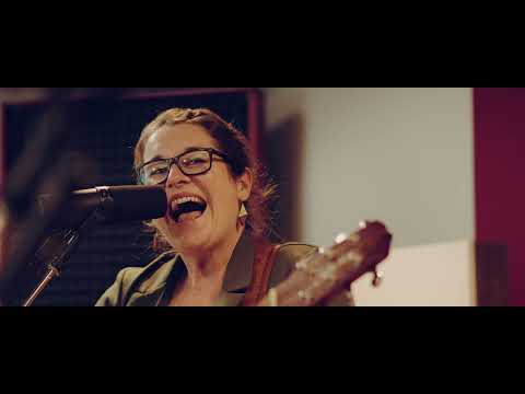 Hanna Meyerholz - This Year (studio live session)