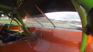 preview picture of video '10-19-2014 Thompson Motorsports Park GSPSS Feature Race #4'