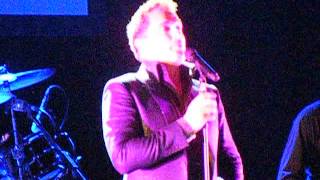 I am What I Am John Barrowman Southend 16/05.15 You Raise me up tour