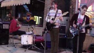 Cloud Nothings - Strumming