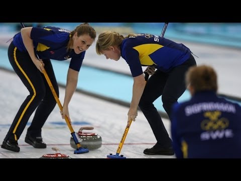 CURLING: DEN-SWE World Women's Chp 2014 - Draw 9